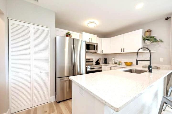So Fire So Good 3 Comm Pools Lakeview Fireplace Destin Exterior photo